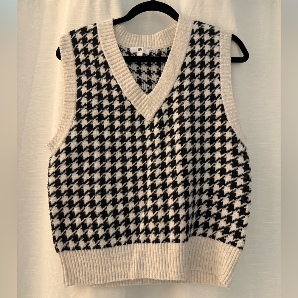 BP Sweater Vest (XS)